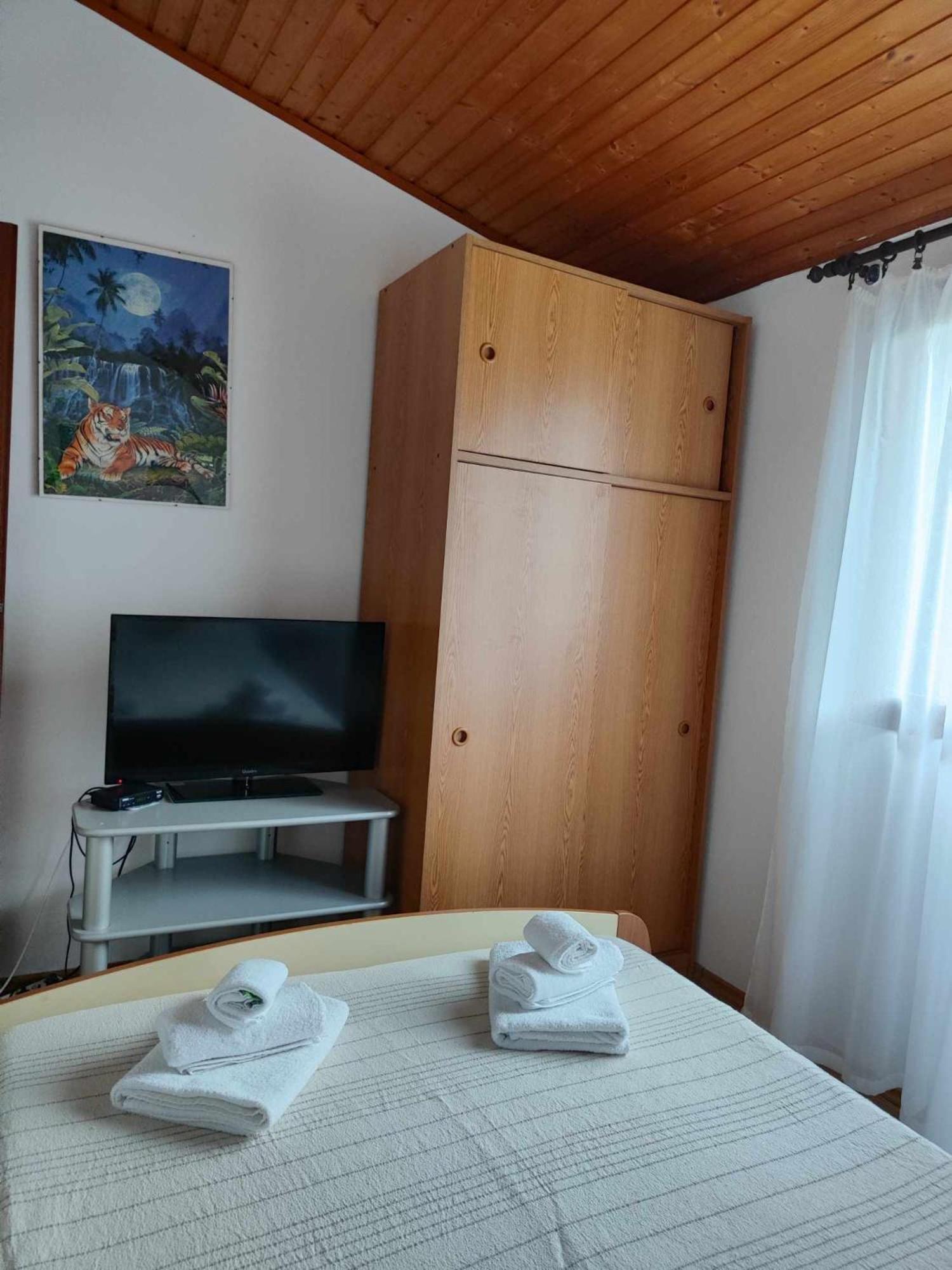 Apartments By The Sea Basina, Hvar - 116 Vrboska Δωμάτιο φωτογραφία